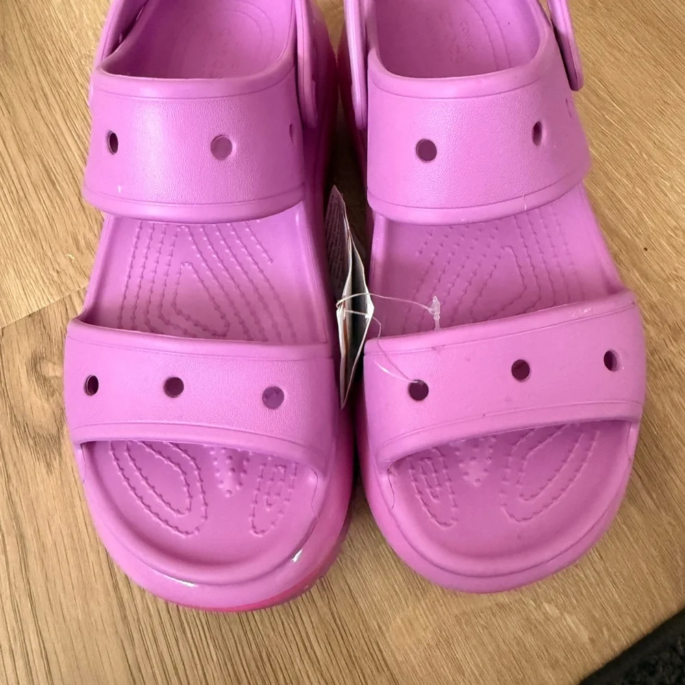 CROCS Platform Slide Sandals in Bright Pink and Lavender - Picture 4 of 5